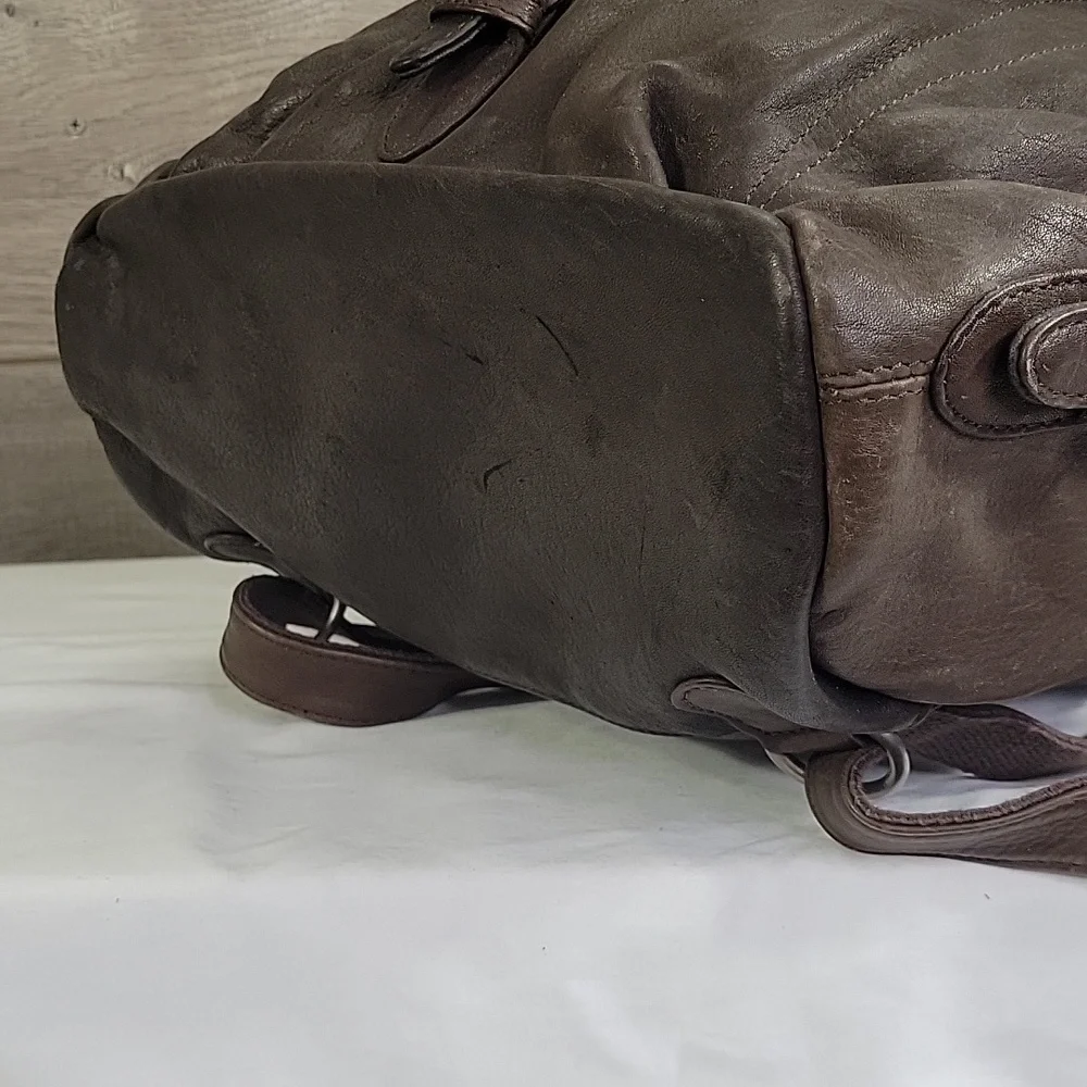London Fog Brown Leather Men's Backpack
